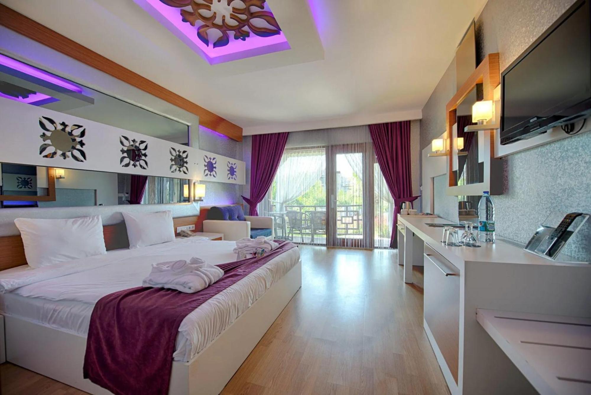 Flora Garden Beach Hotel - Adults Only 16 Plus - Couples Concept Kızılot 外观 照片